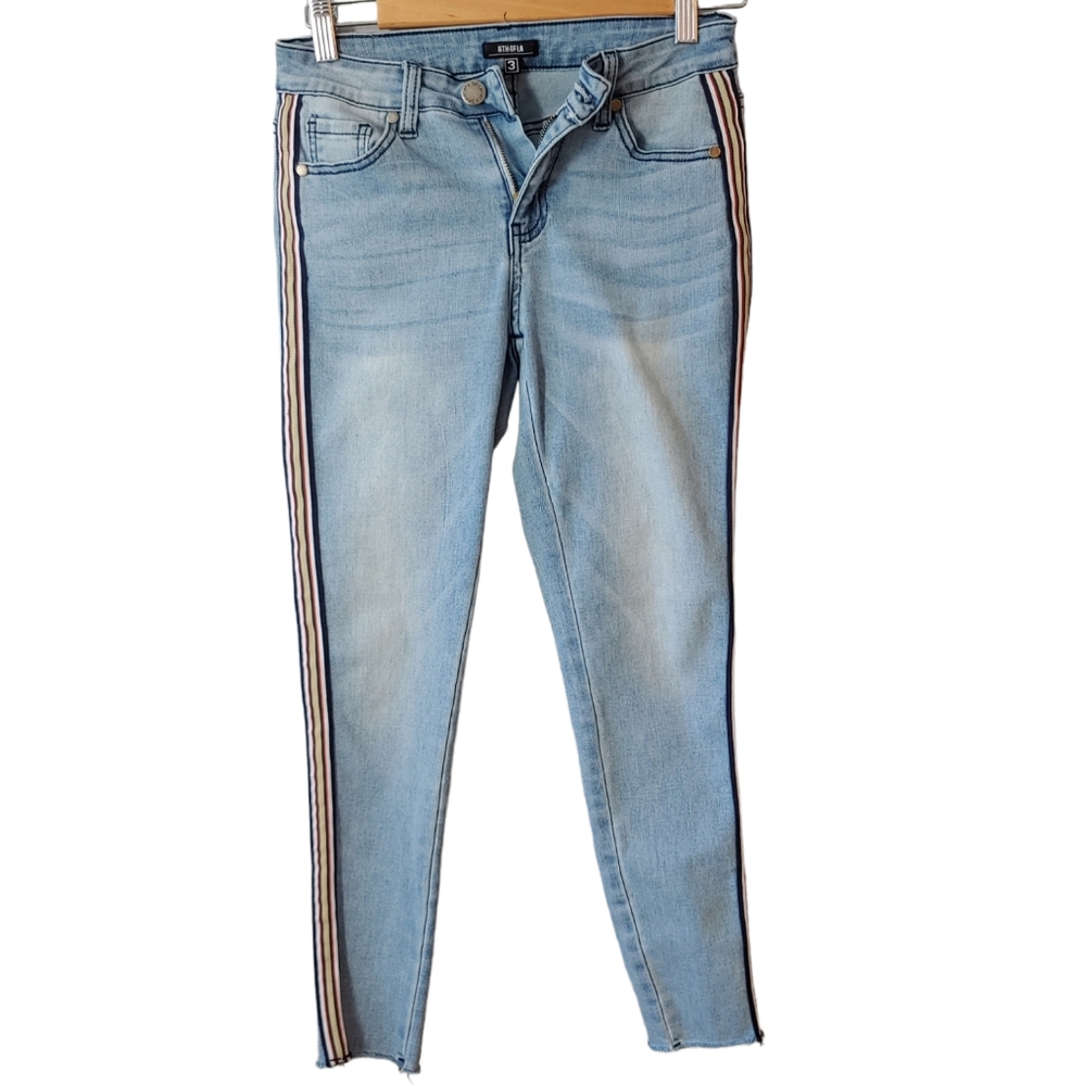 8th of LA Light Wash Jeans with Track Stripe Size 3